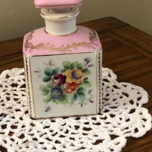 PARISIENNE 5104 PORCELAIN PERFUME BOTTLE Vintage 1950s